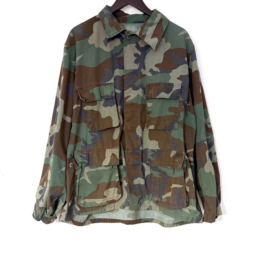 Vintage US Army Woodland Camo Combat Field Jacket
